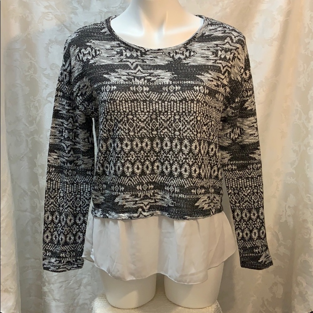 Women’s Knit Top Sz. Lg.